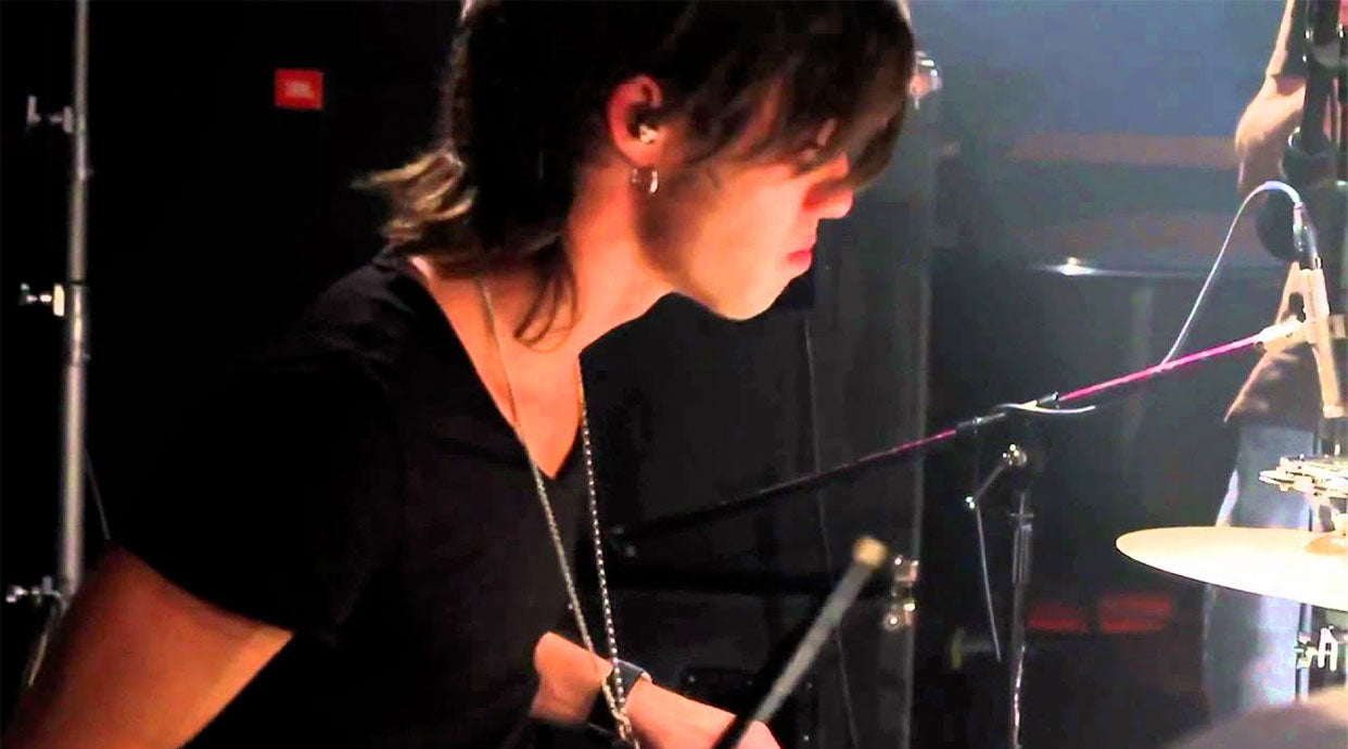 Load video: 